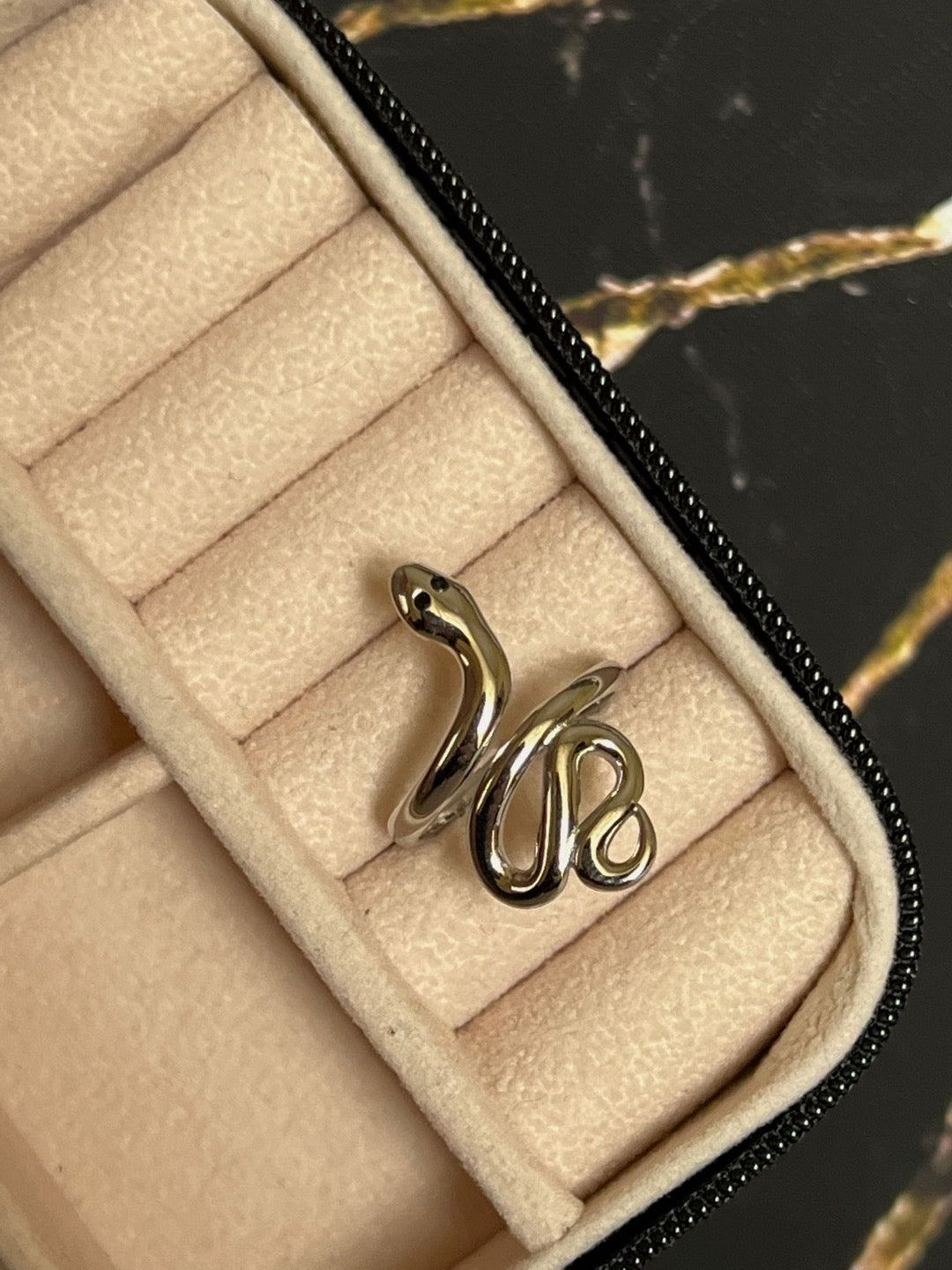 Anello serpe.