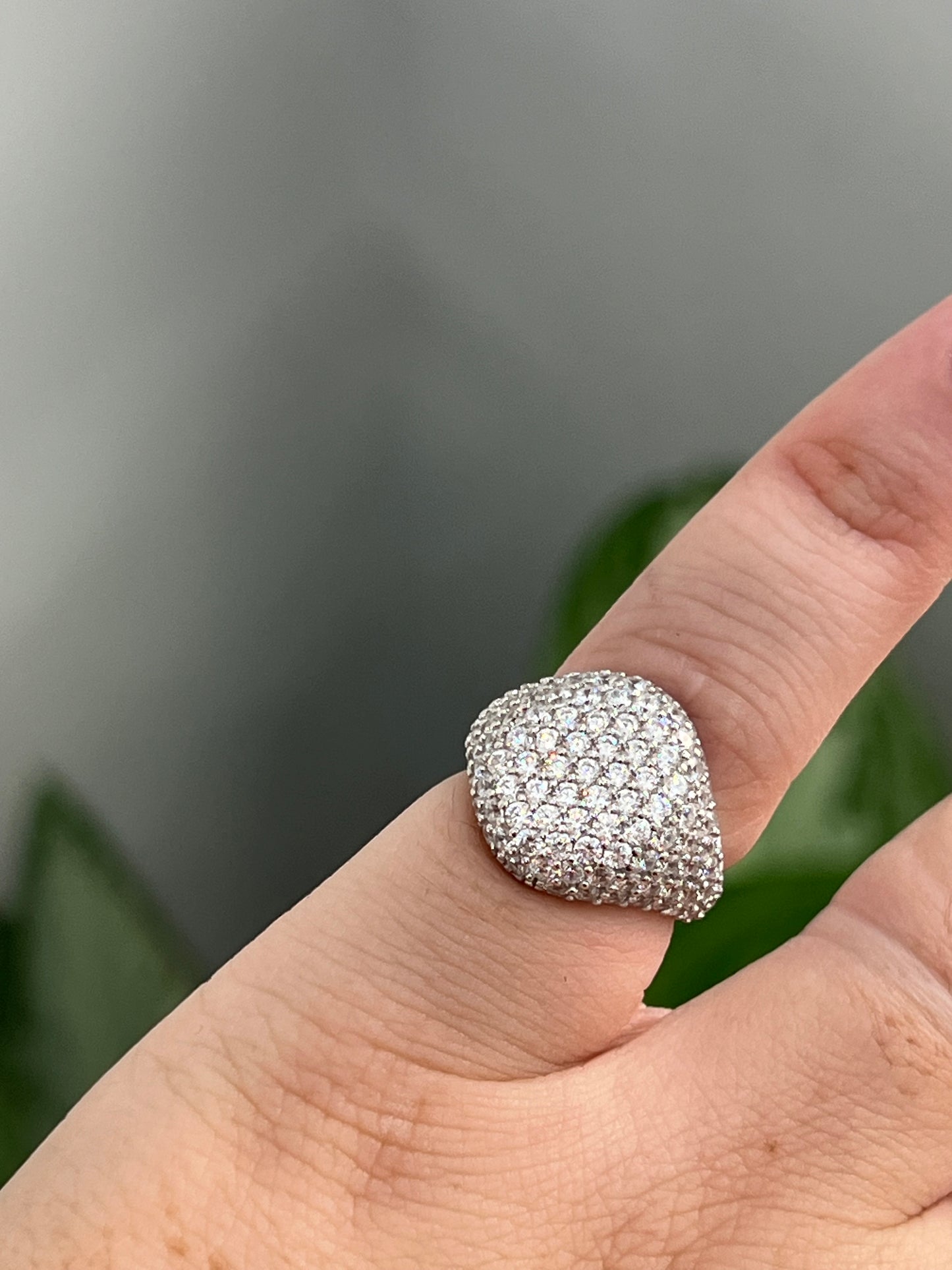 Anello chevalier scudo