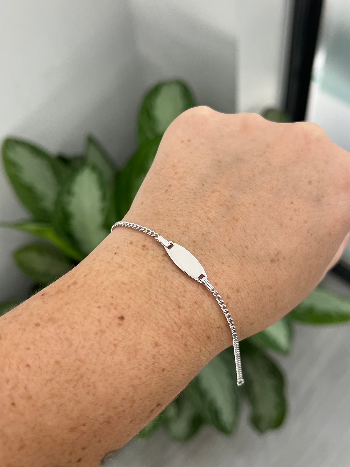 BRACCIALE CON TARGHETTA SEMPLICE