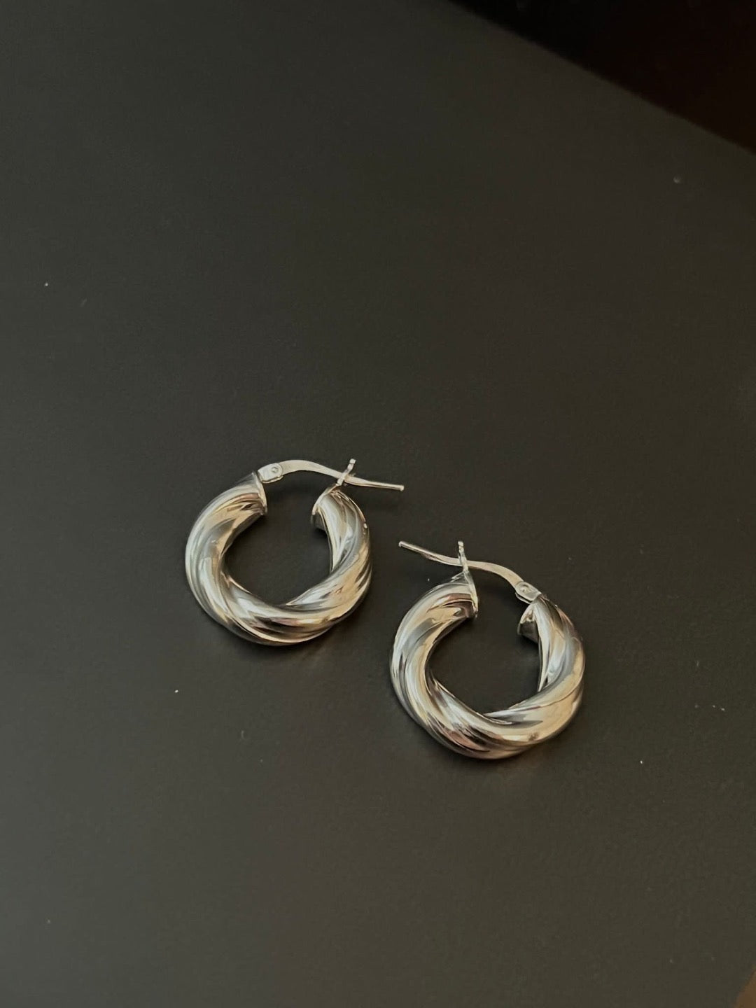 Orecchini twisted small.